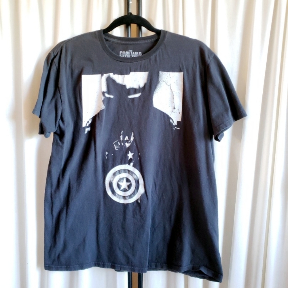 1 Marvel Captain America Civil War tee Iron Man